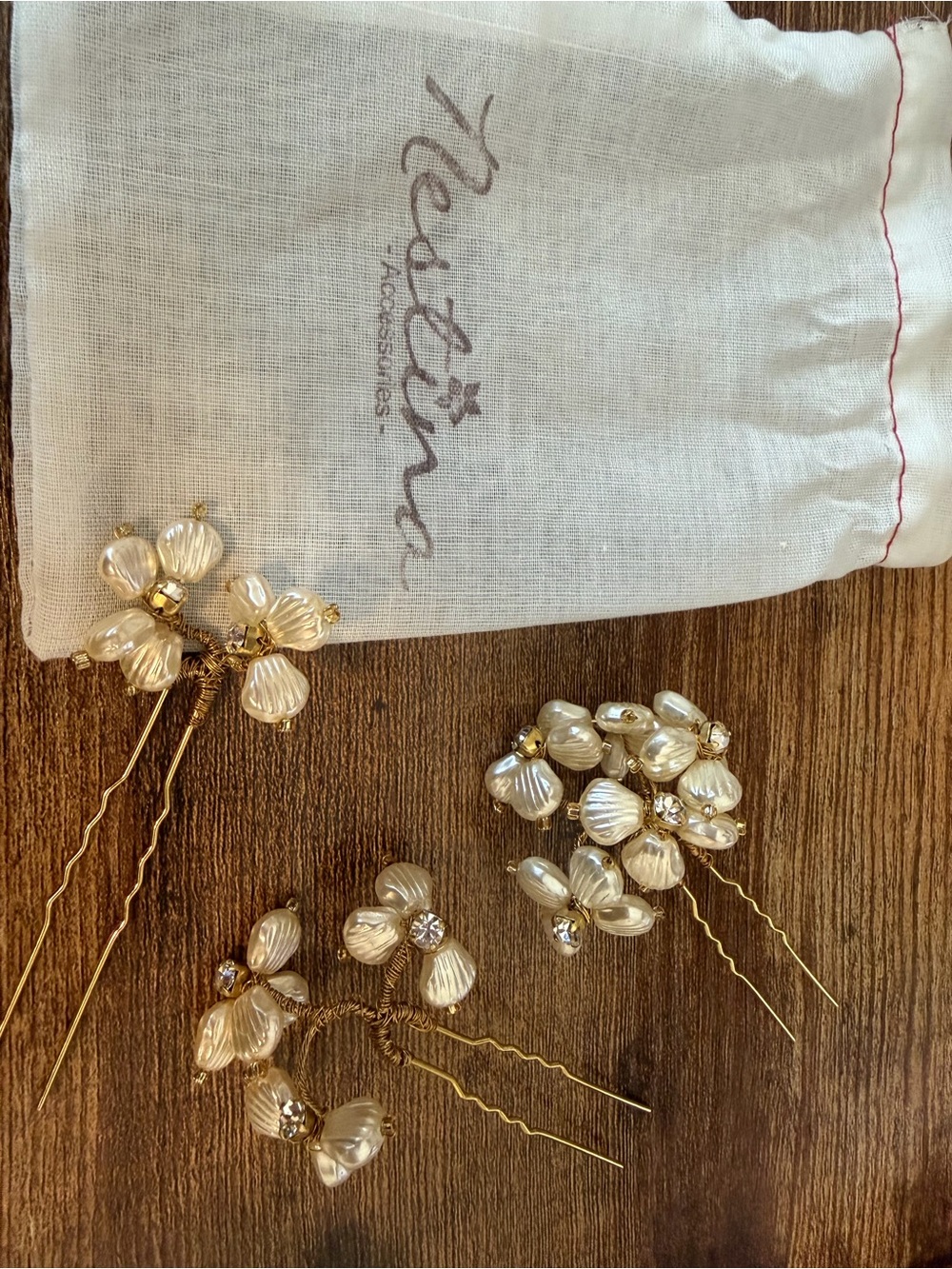 Nestina  Cream Pearl Floral Hair Pins - Set of 3
